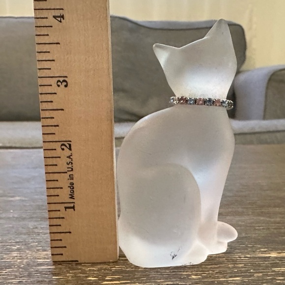 German White Frosted 4" Crystal Cat with Multi Colored Rhinestone Collar by FK - Picture 5 of 6